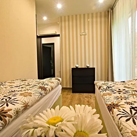 Daisy - Sunny Flowers Holiday home *